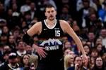 大范甘迪各奖项投票选择:约基奇MVP 文班DPOY 弗拉格最佳新秀